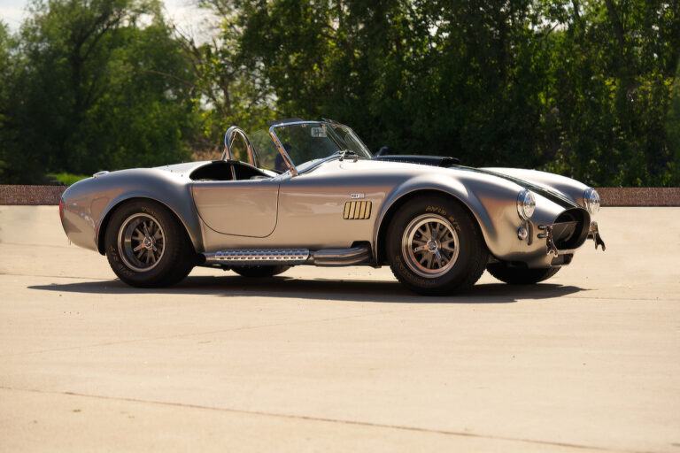 Cobra 4